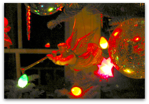 blog_christmas_angel_ornament blog christmas angel ornament1 When Christmas Comes to Vashon Island