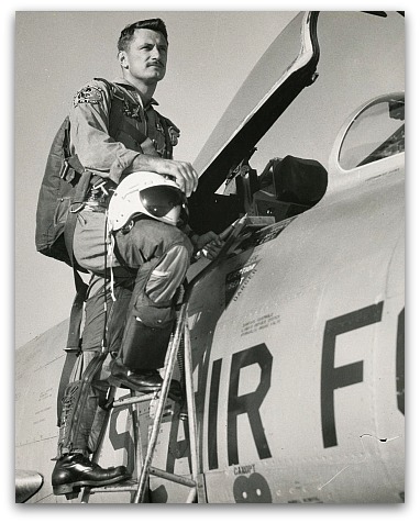 Dad_AFphoto F-100 pilot