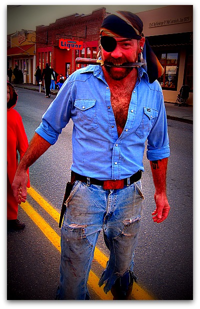 vashon halloween pirate vashon halloween pirate Vashon Halloween: Ghouls Just Wanna Have Fun